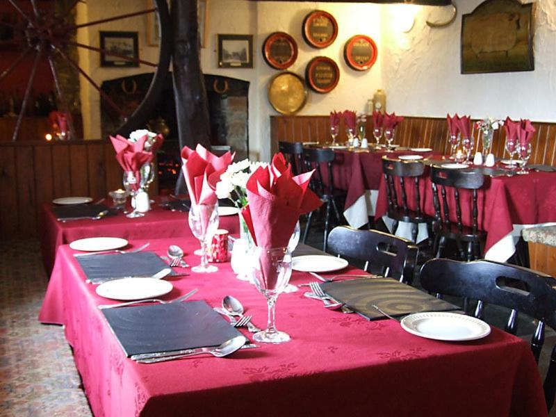 The West Country Inn كلوفيلي المظهر الخارجي الصورة