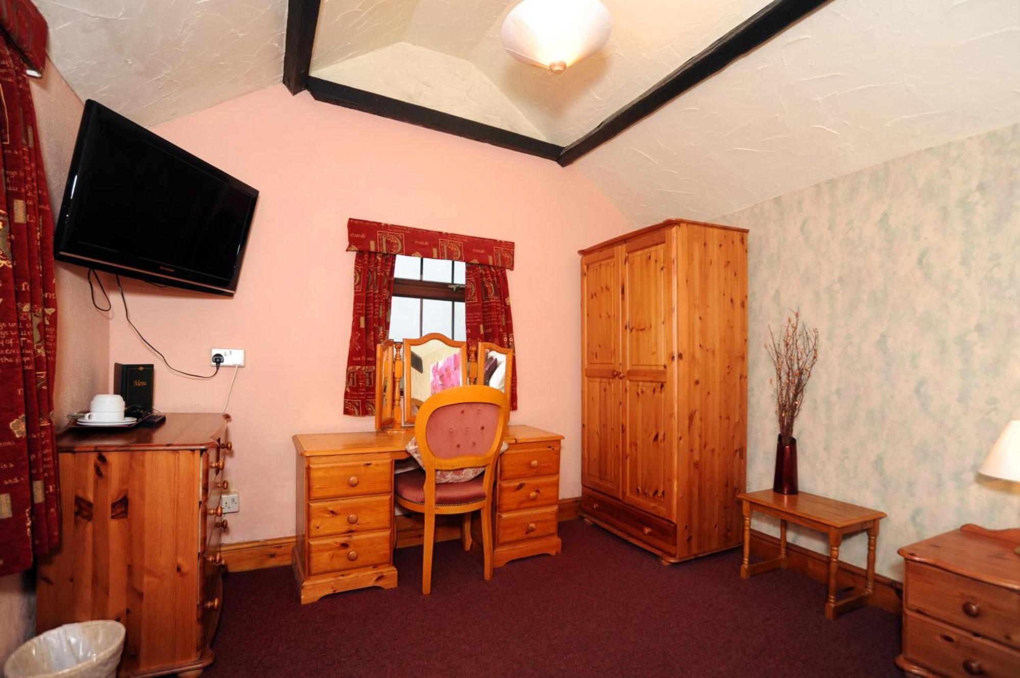 The West Country Inn كلوفيلي المظهر الخارجي الصورة
