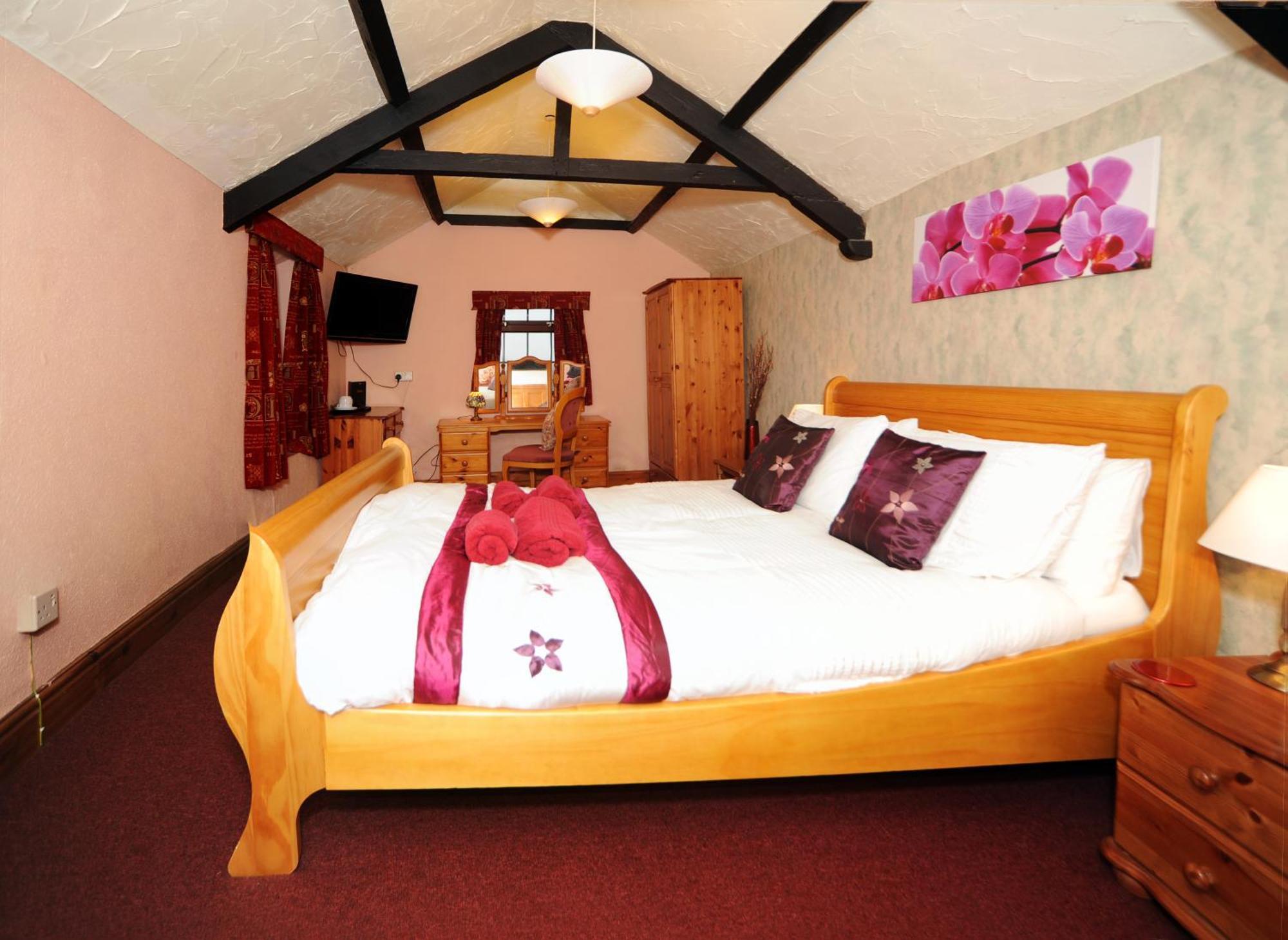 The West Country Inn كلوفيلي المظهر الخارجي الصورة