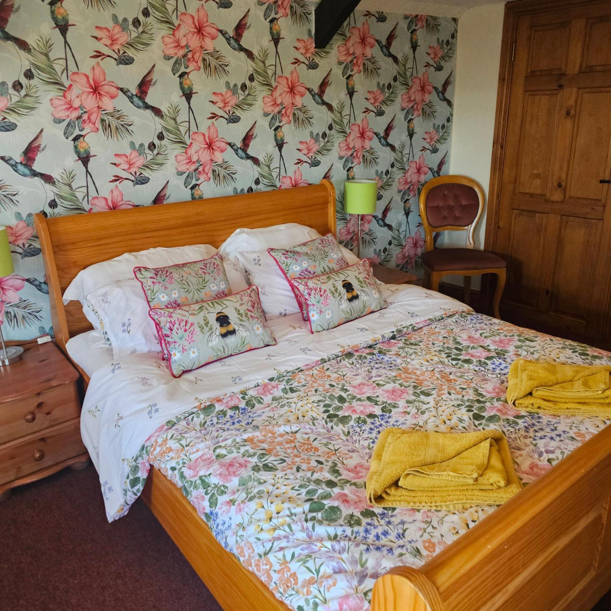 The West Country Inn كلوفيلي المظهر الخارجي الصورة