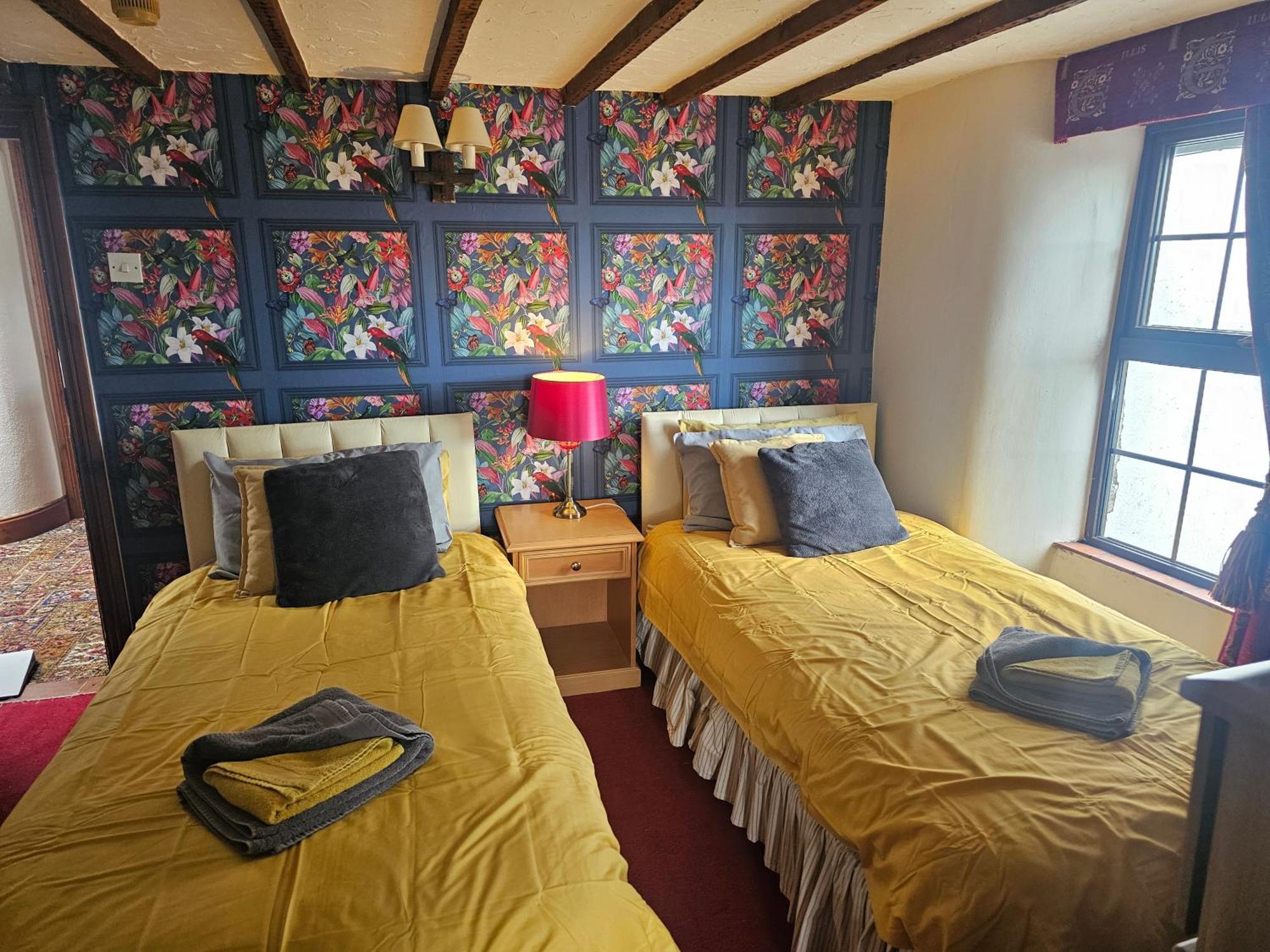 The West Country Inn كلوفيلي المظهر الخارجي الصورة