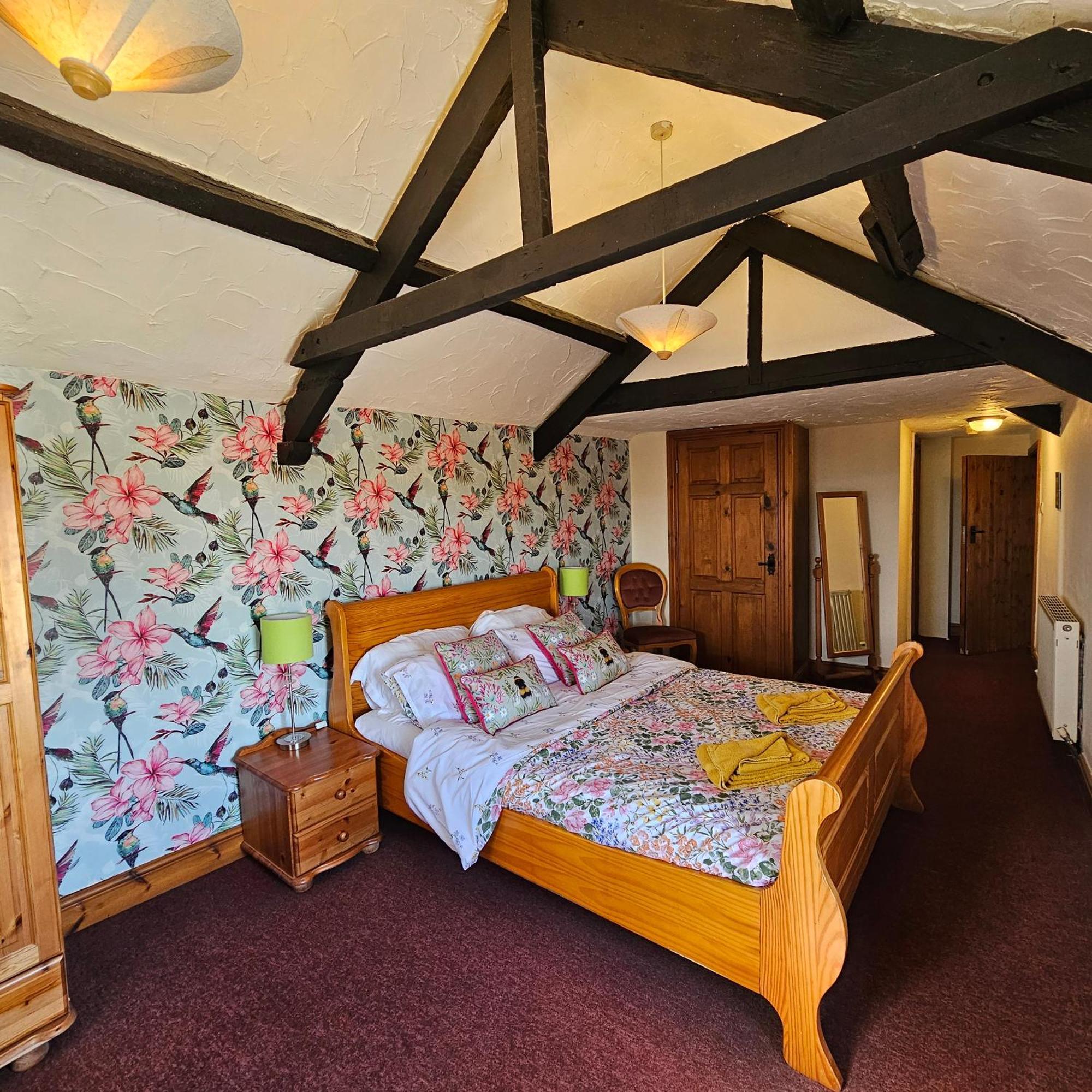The West Country Inn كلوفيلي المظهر الخارجي الصورة