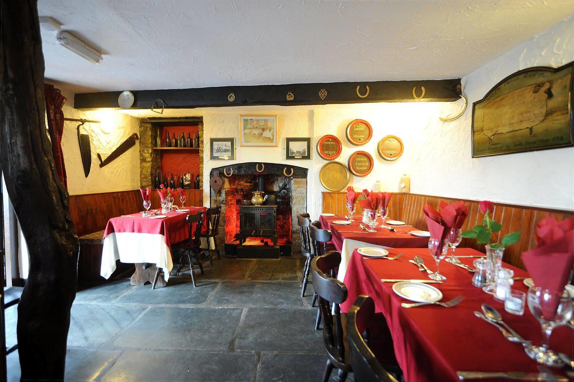 The West Country Inn كلوفيلي المظهر الخارجي الصورة