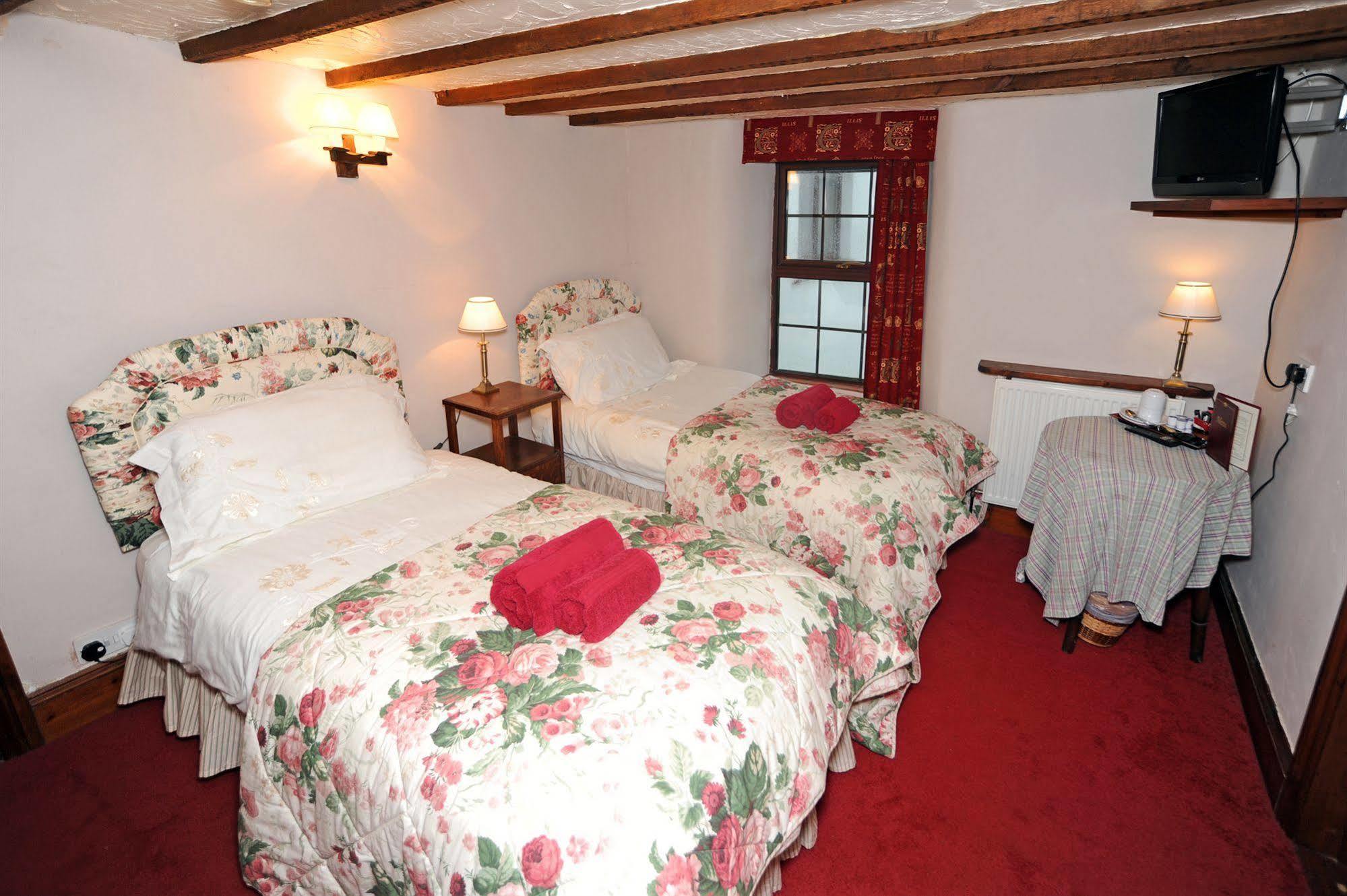 The West Country Inn كلوفيلي المظهر الخارجي الصورة